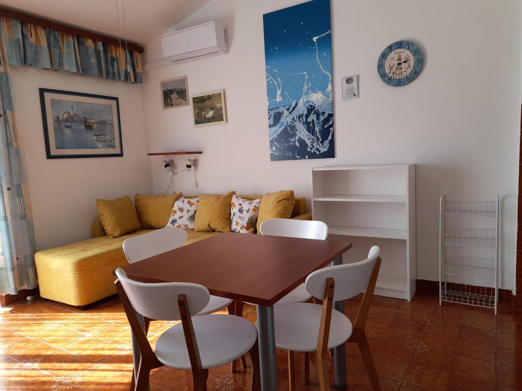 Apartments Mirjana 노비비노돌스키 외부 사진